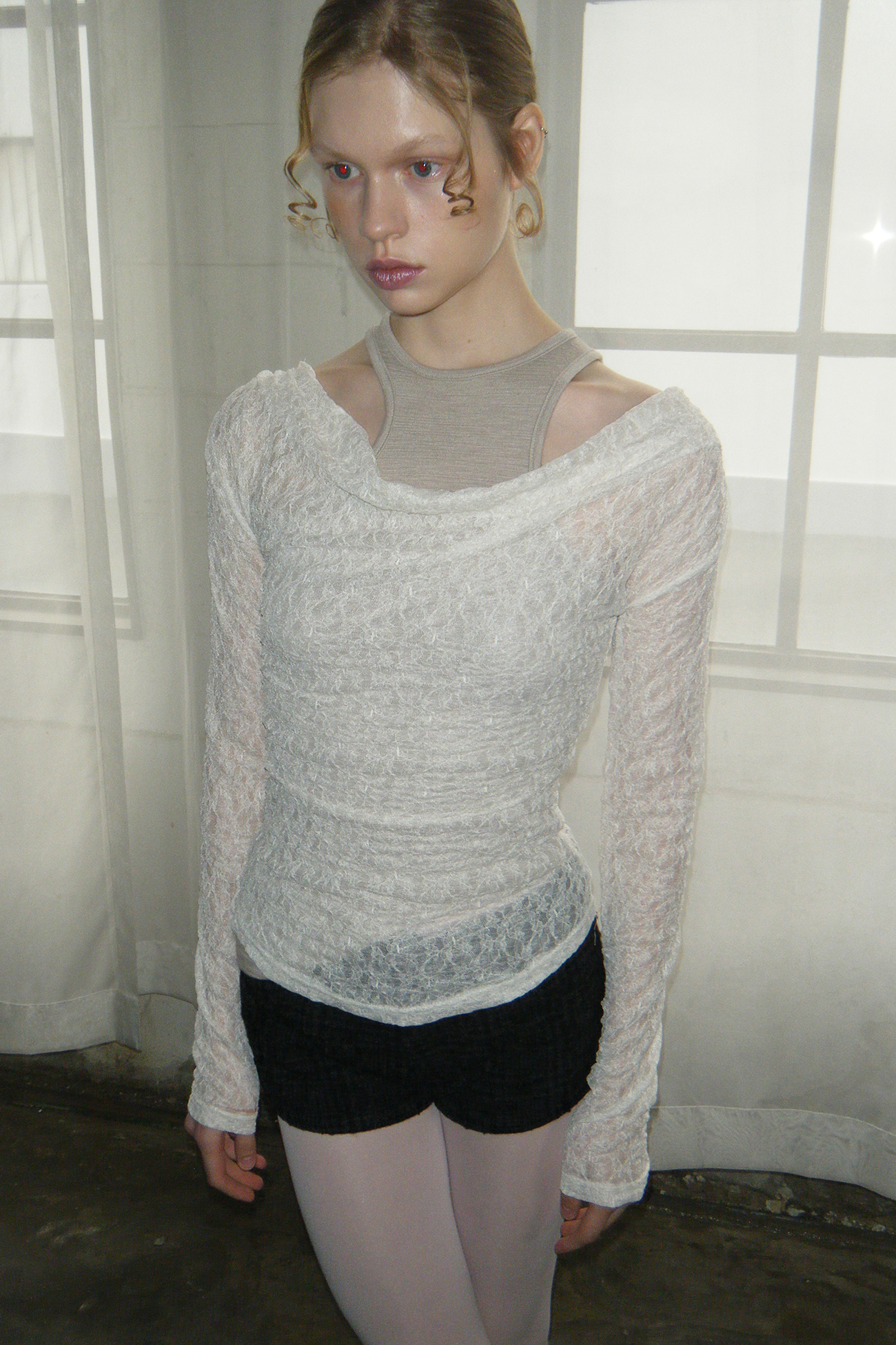 LACE FITTED CLASSICAL TOP / IVORY, 세릭